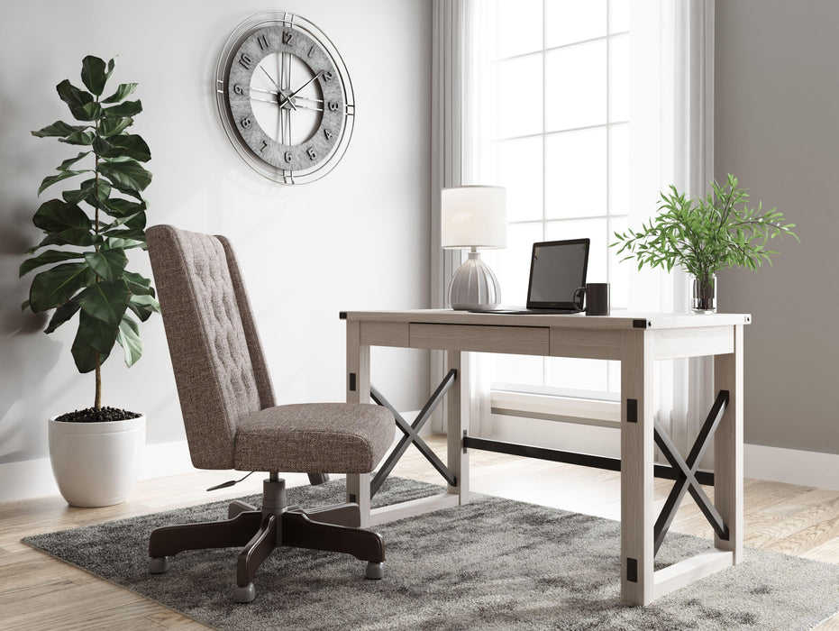 Bayflynn - Home Office Desk