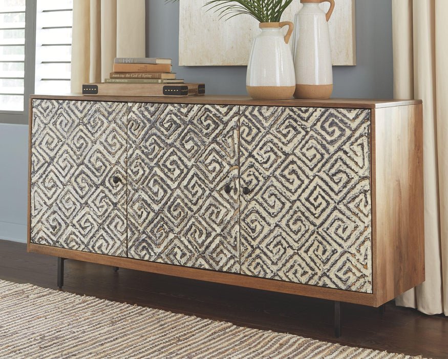 Kerrings - Accent Cabinet