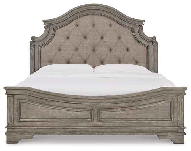 Lodenbay Panel Bed