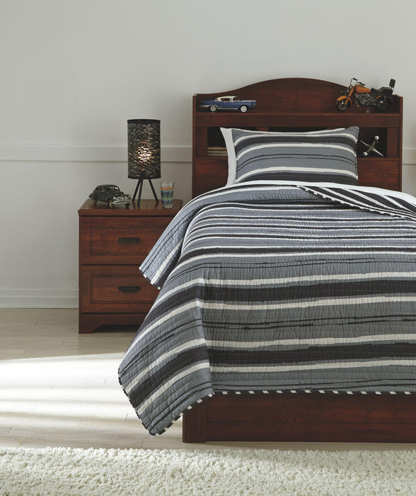 Merlin - Coverlet Set