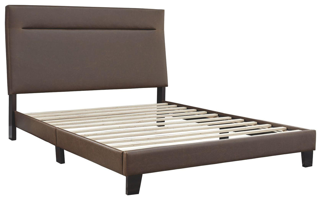 Adelloni - Upholstered Bed