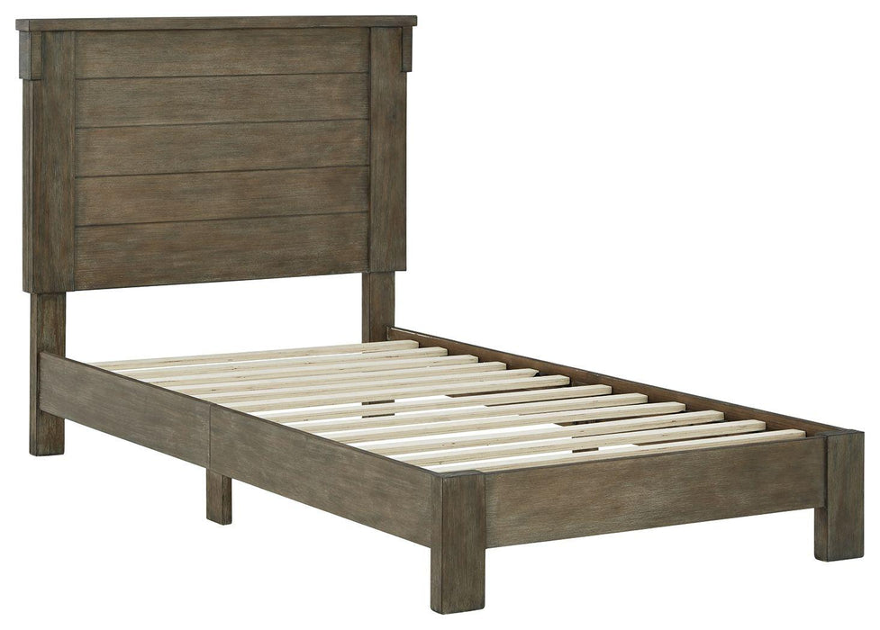 Shamryn - Panel Bed