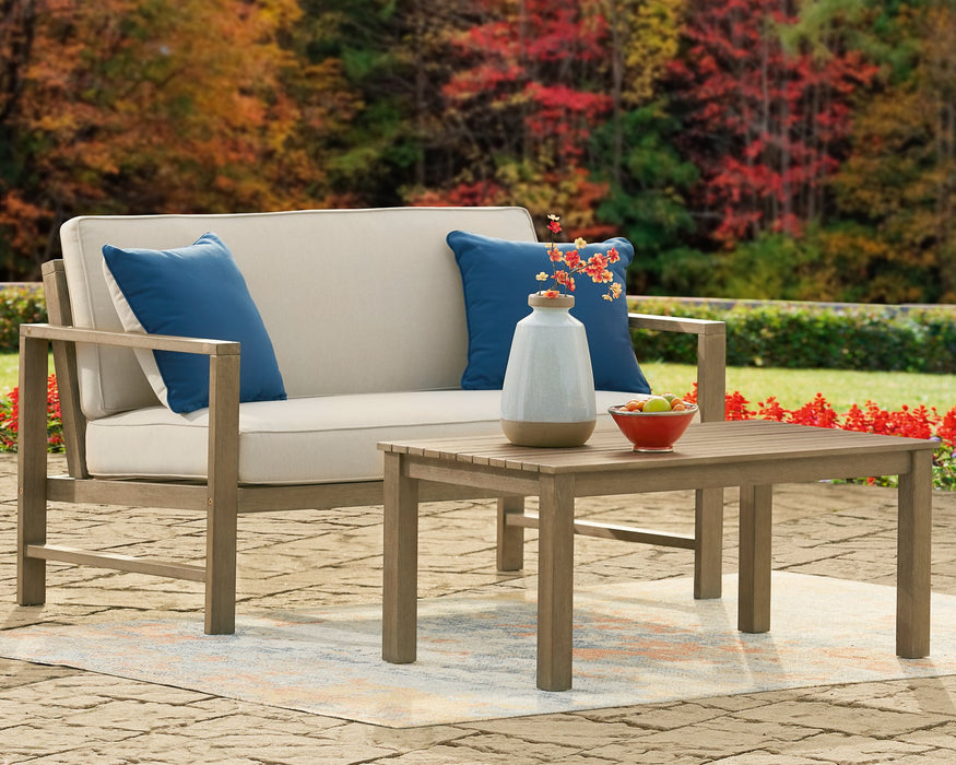 Fynnegan 4-Piece Outdoor Seating Package